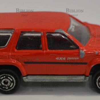 Toyota Runner 4x4 — красный , Majorete коллекционная модель автомобиля,№276,ECH 1/58  - Biblion.shop 